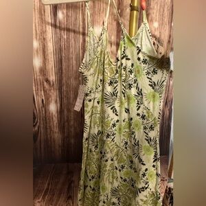 Free People Cream and Black Floral Dress Bobo
Vacation Beach Summer Strapy